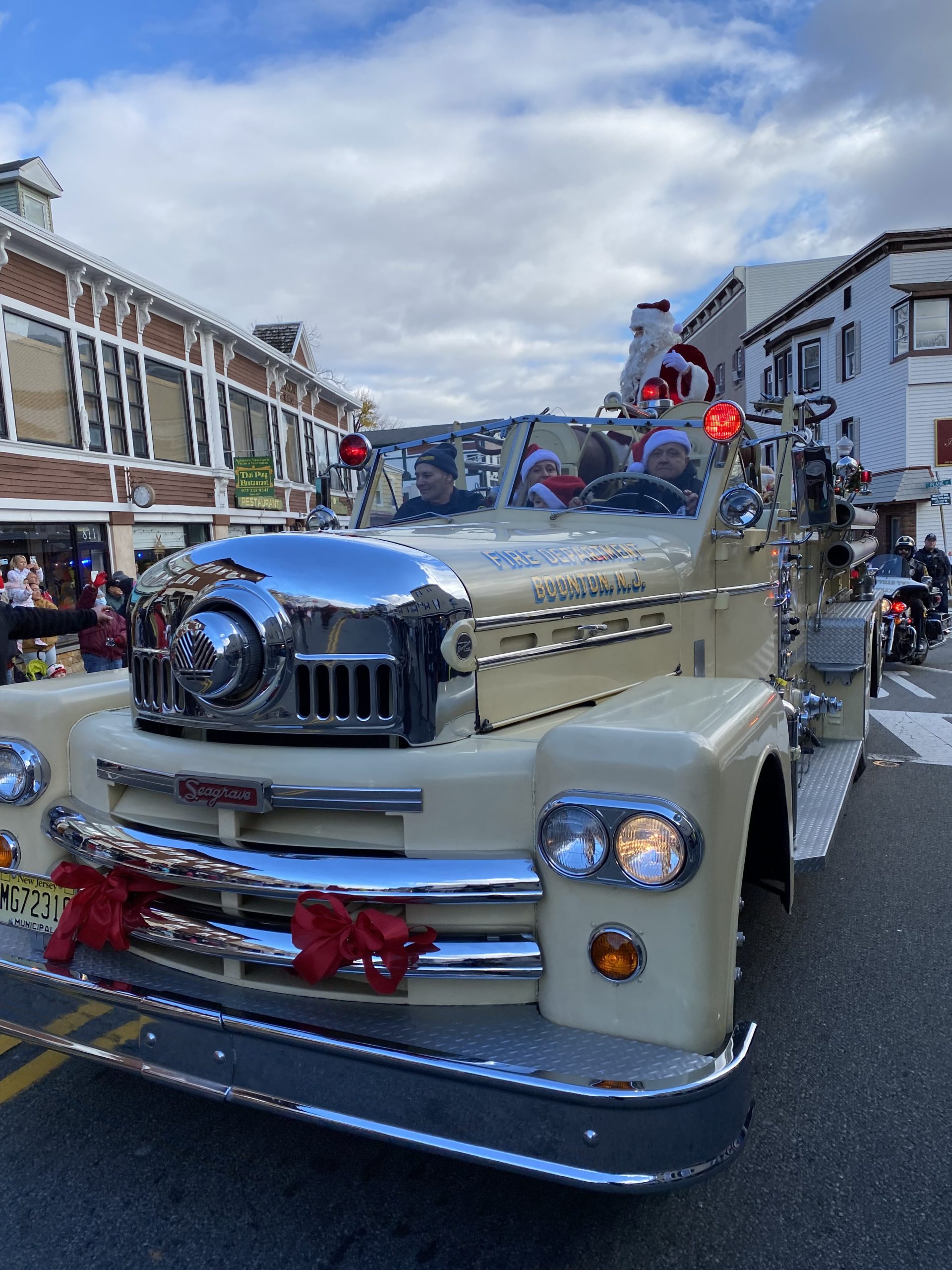 Spread Some Christmas Cheer at These Holiday Parades NJ Family