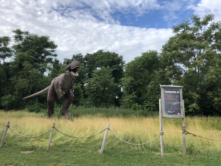 You Can Actually Buy a Life-Sized Dinosaur in New Jersey (Yes, Really ...