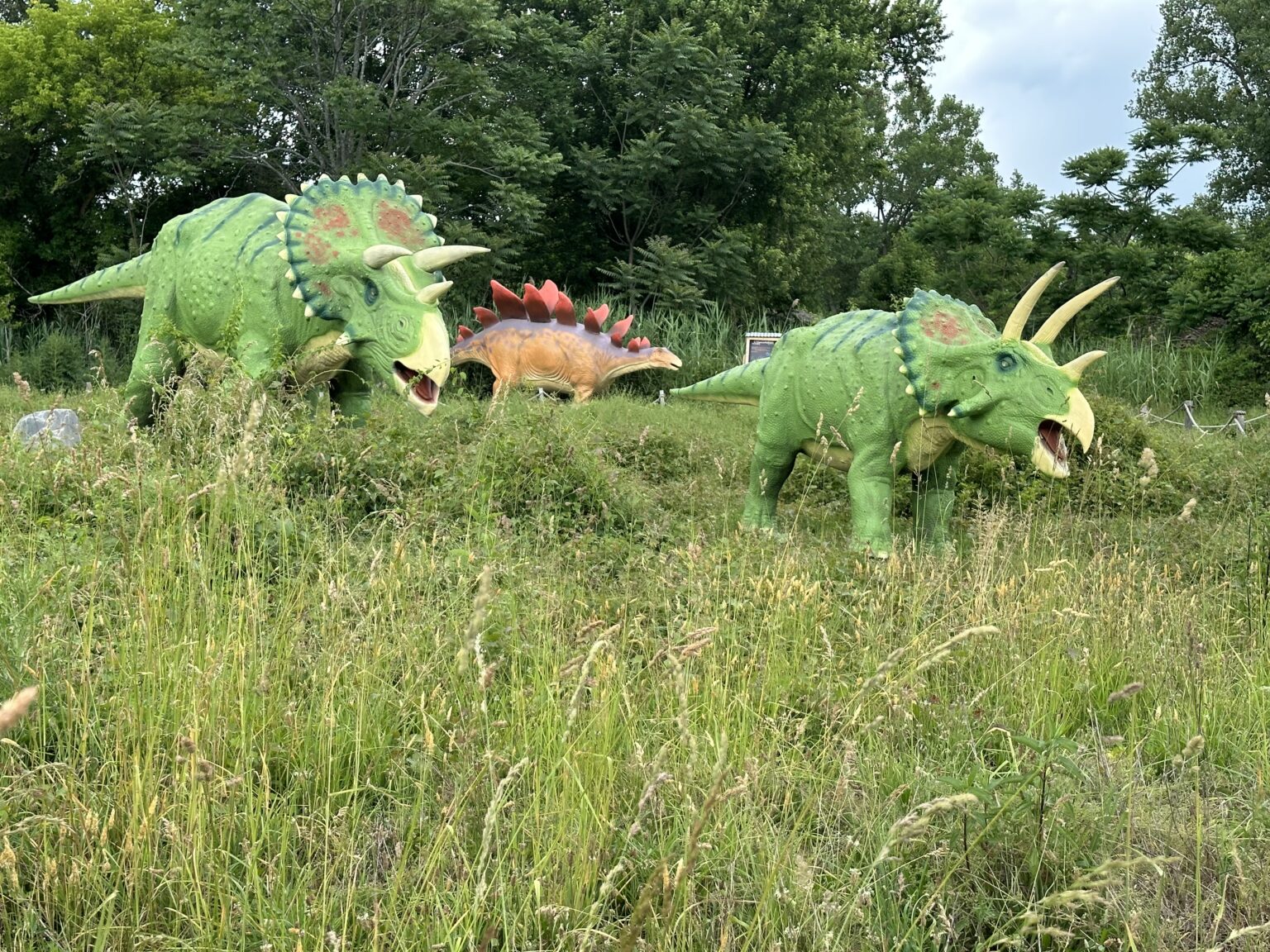 You Can Actually Buy a Life-Sized Dinosaur in New Jersey (Yes, Really ...