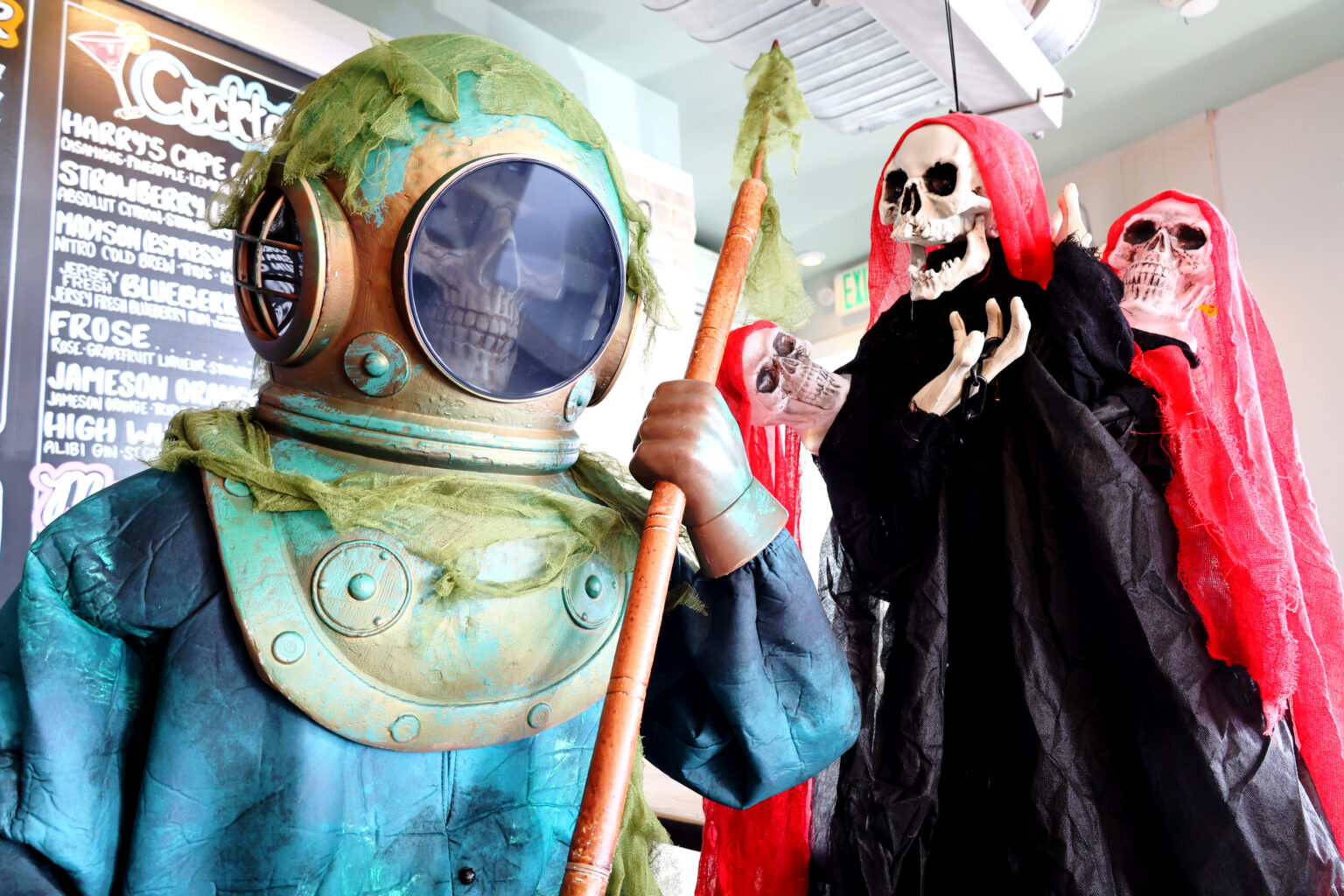Cape May Just Opened Its First Halloween PopUp Bar, And It's a Spooky