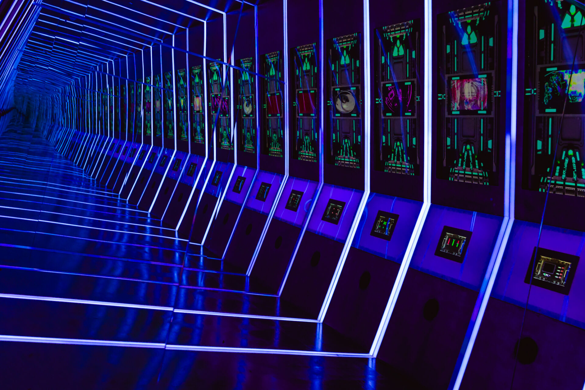 Otherworld Philadelphia is an Out-of-This-World Immersive Experience ...