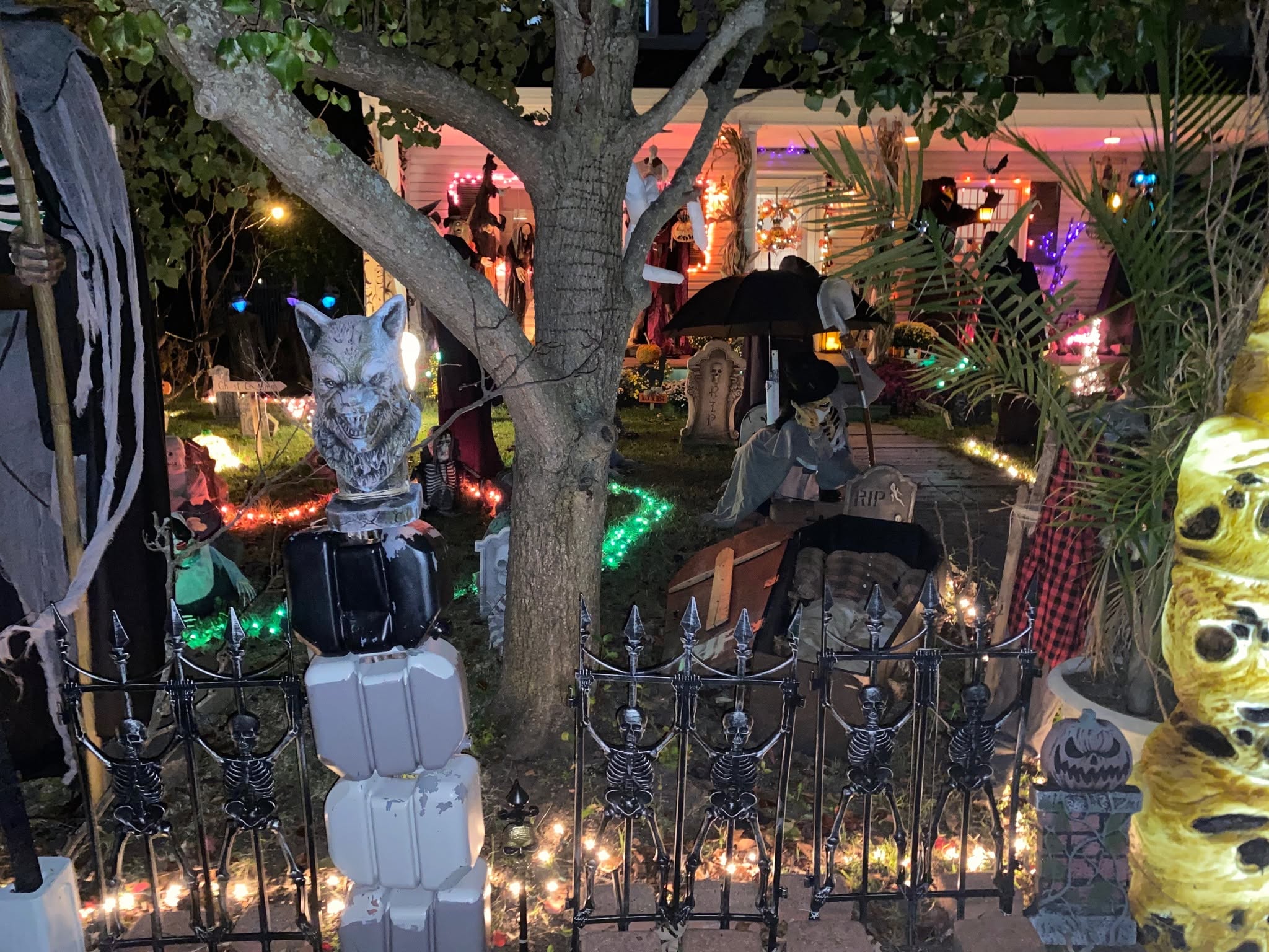 This Jersey Shore Home Haunt Has Been Scaring Neighbors for 25 Years